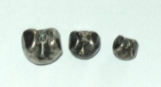 Kingdom of Siam/Thailand: Three different sizes of silver fractional bullet money. Damaged.
